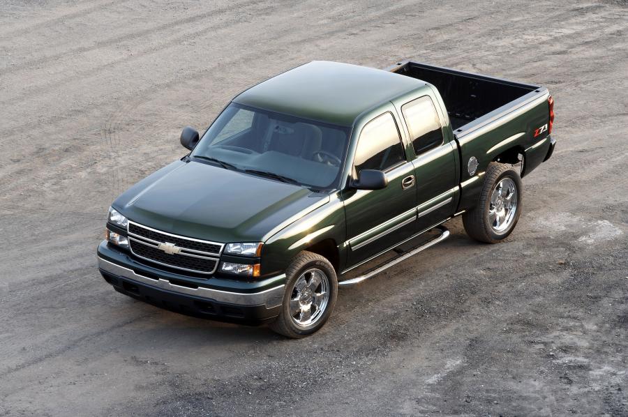  Chevrolet Silverado 2003 года  (фото 11 из 58)